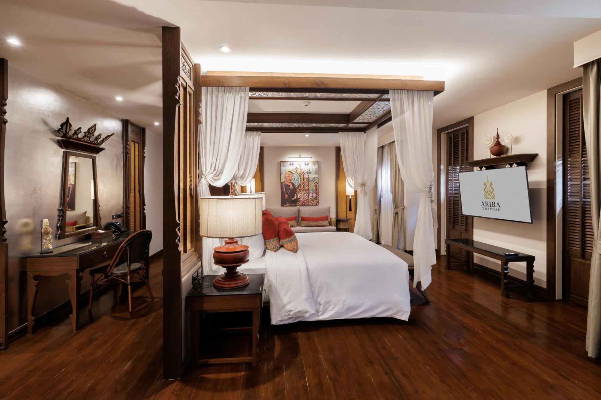 Akira Thaphae Hotel Chiang Mai Exterior photo