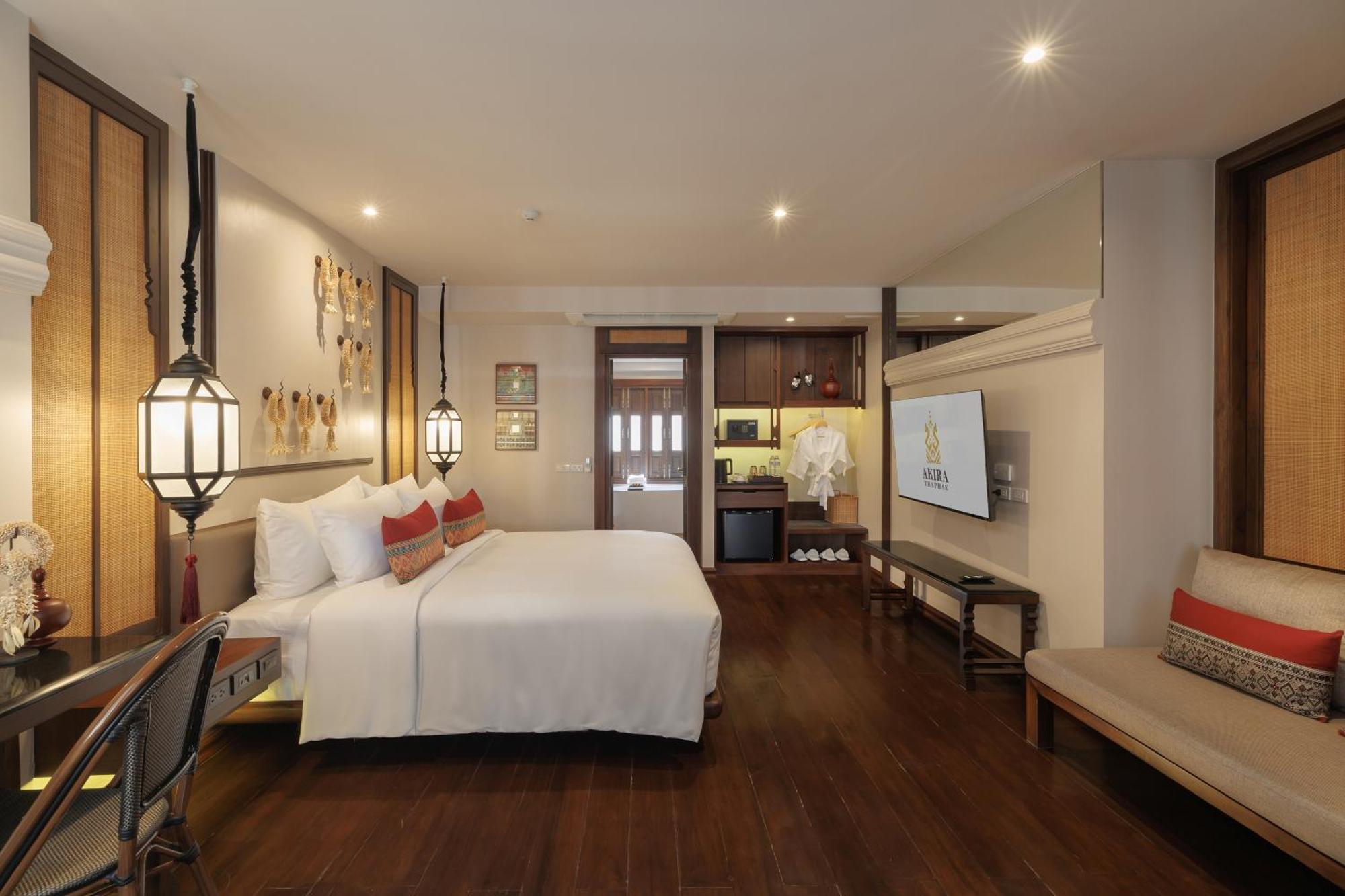 Akira Thaphae Hotel Chiang Mai Exterior photo