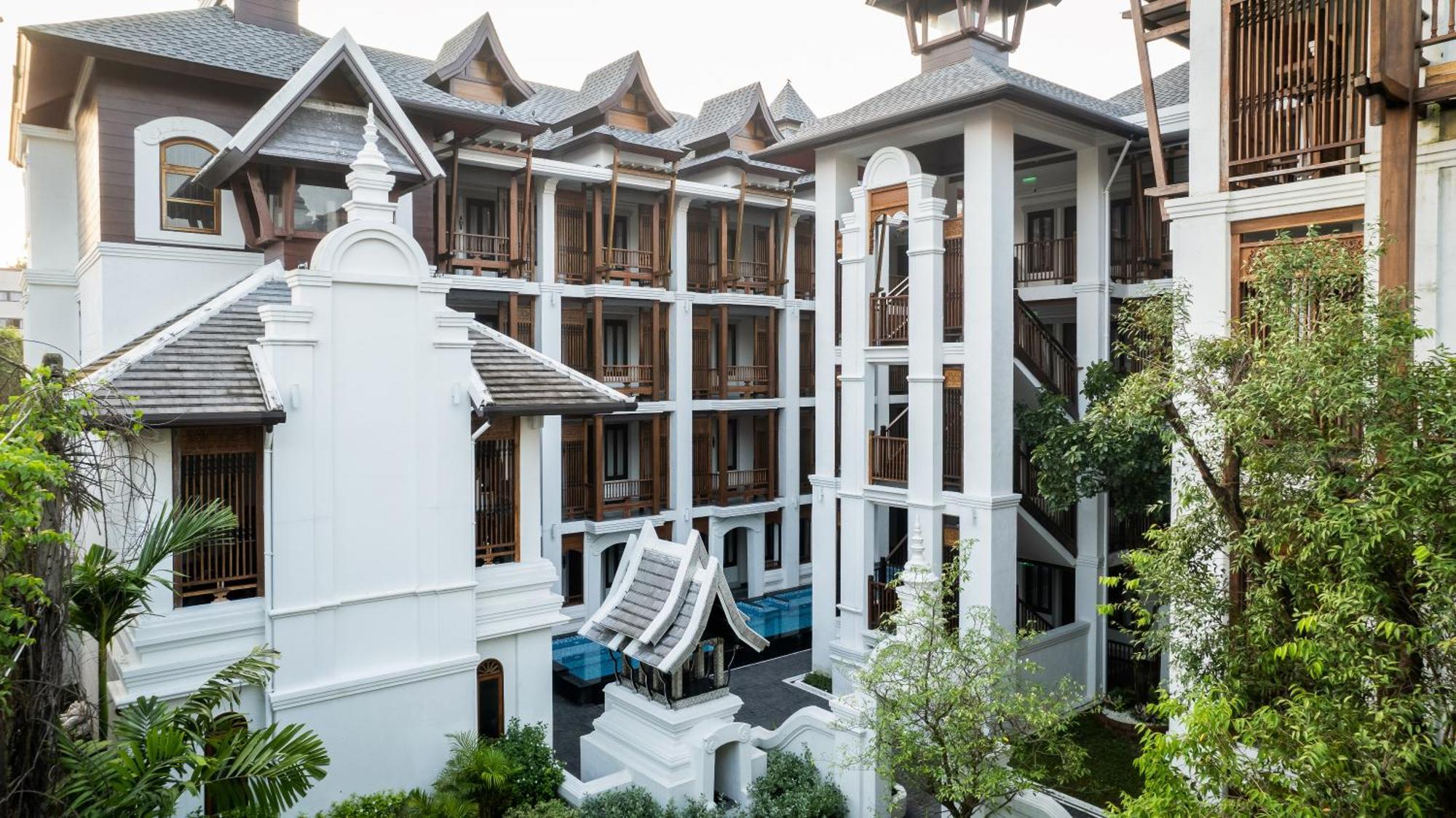 Akira Thaphae Hotel Chiang Mai Exterior photo