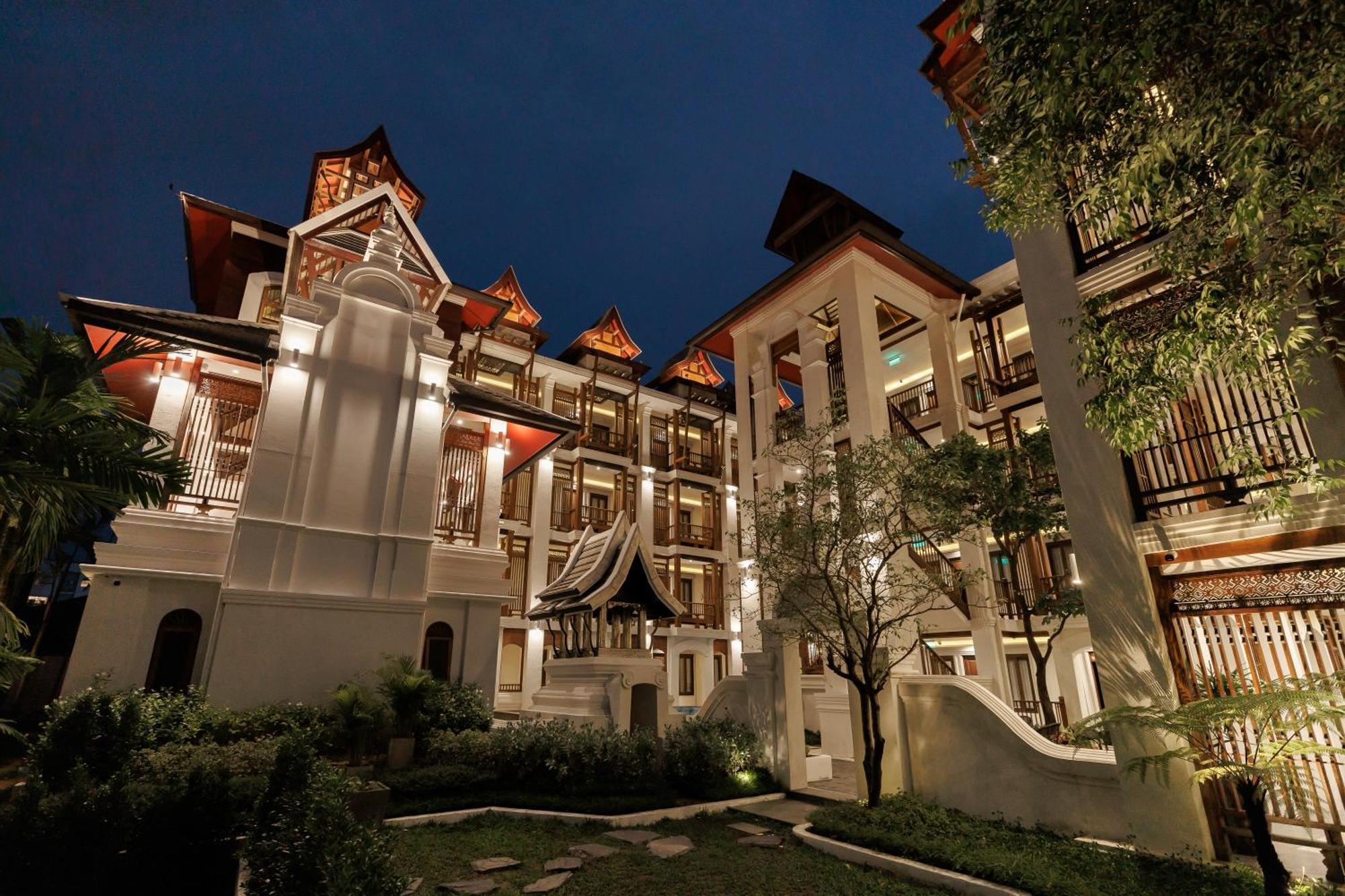 Akira Thaphae Hotel Chiang Mai Exterior photo